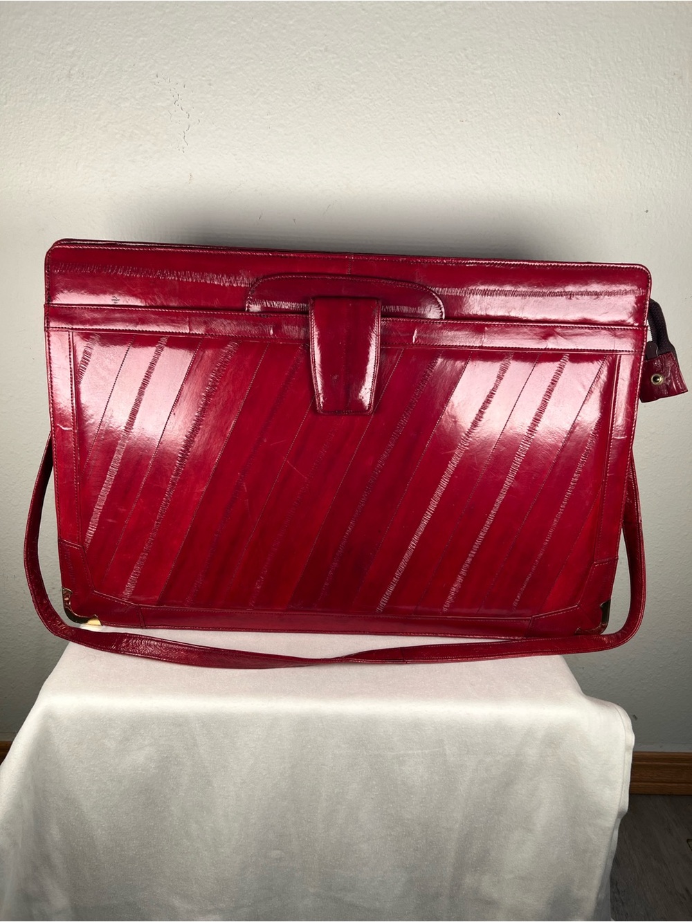 Vintage Red Women’s Eel Briefcase/Shoulder Bag - Classic Structured Style